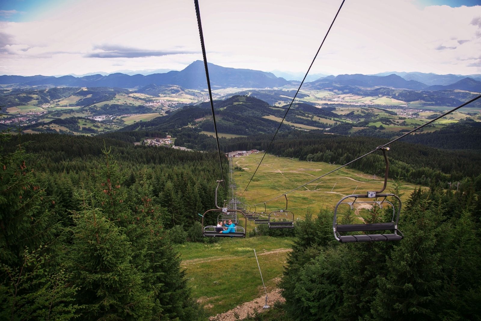 lanovka a výhľady na Kubínskej