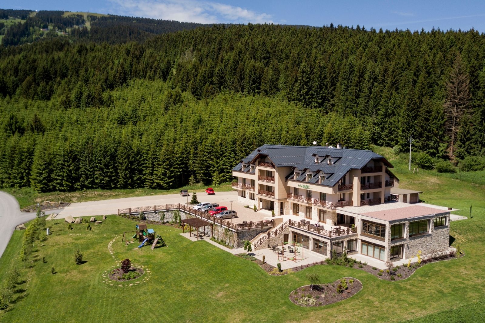 HOTEL PRIAMO NA KUBÍNSKEJ