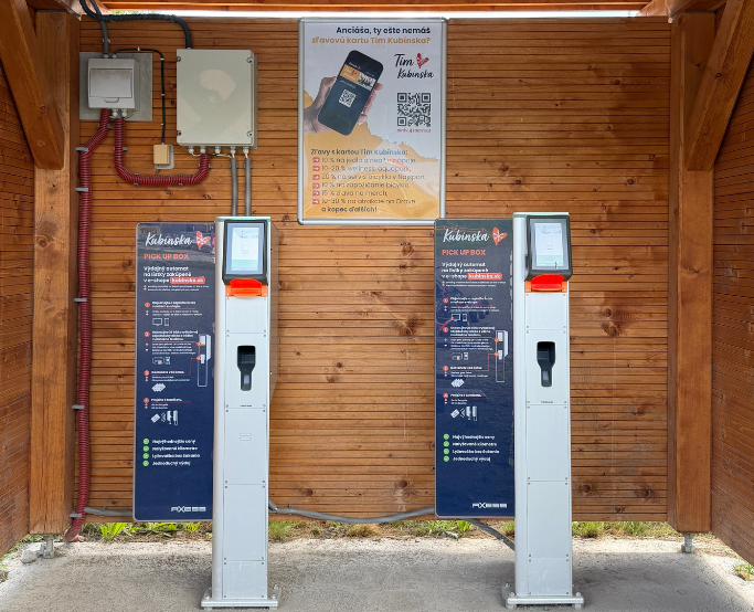Vyzdvihnite si lístok
QR kód naskenujte vo výdajnom automate PICKUP BOX v stredisku pri pokladni.

